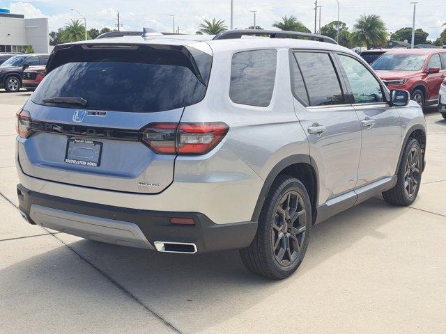 new 2025 Honda Pilot car, priced at $50,895