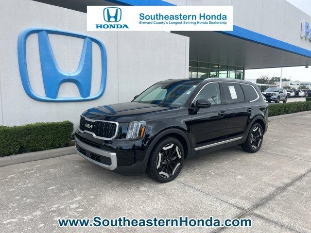 used 2024 Kia Telluride car, priced at $38,400