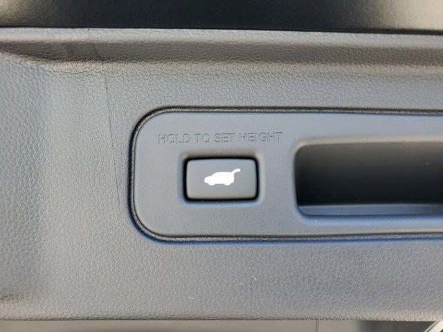 new 2025 Honda Pilot car, priced at $51,050