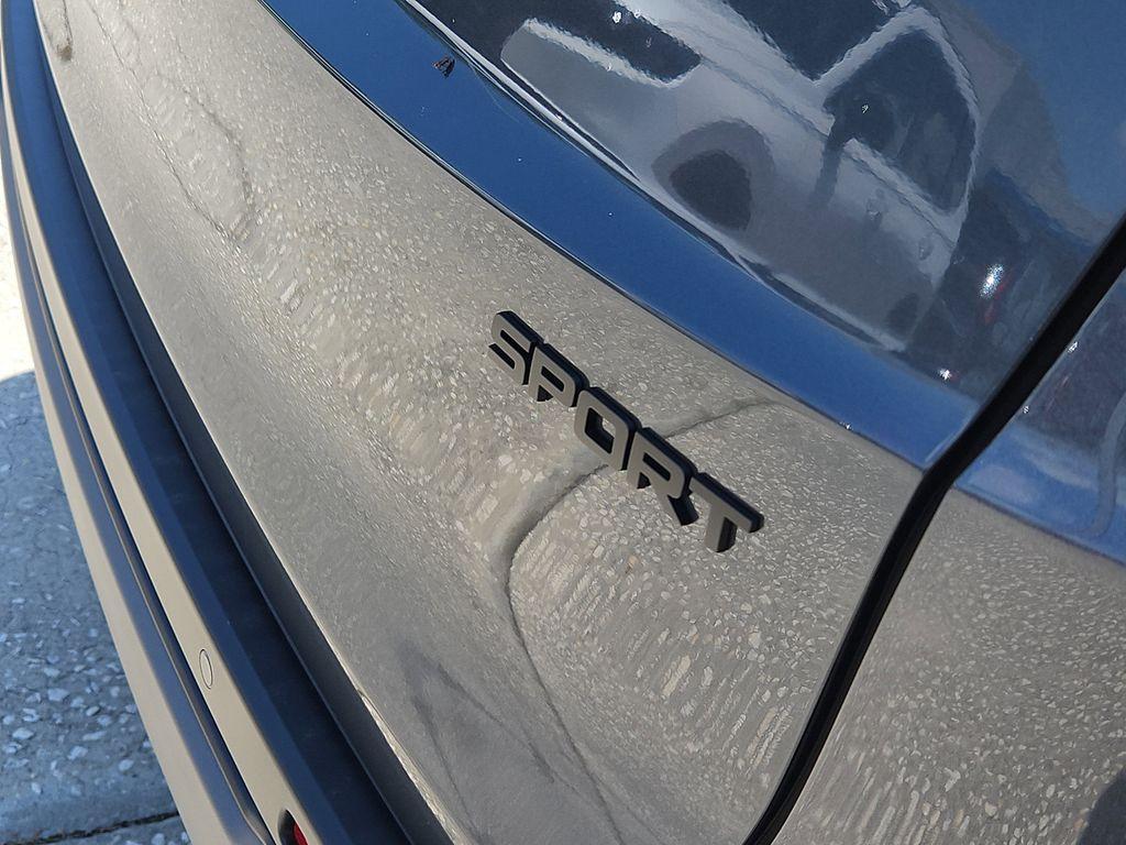 new 2025 Honda CR-V Hybrid car, priced at $39,045