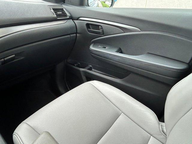 used 2022 Honda Passport car, priced at $32,500