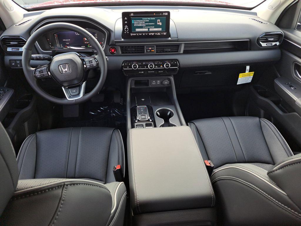 new 2025 Honda Pilot car, priced at $55,030