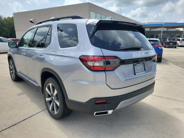 new 2025 Honda Pilot car, priced at $54,530