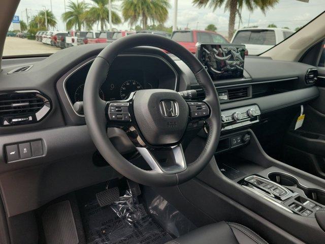 new 2025 Honda Pilot car, priced at $45,405