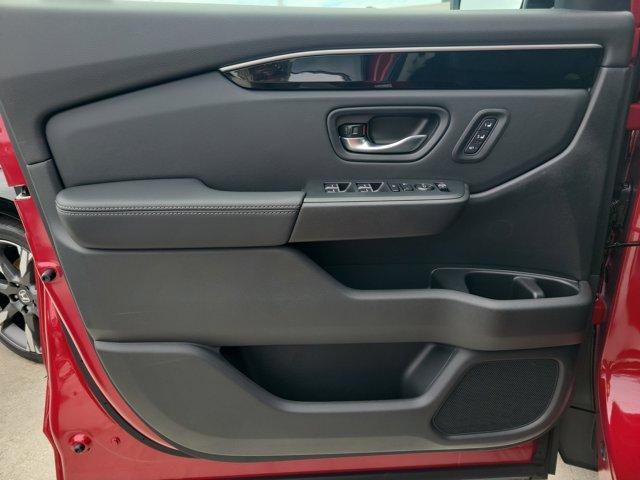 new 2025 Honda Pilot car, priced at $45,405