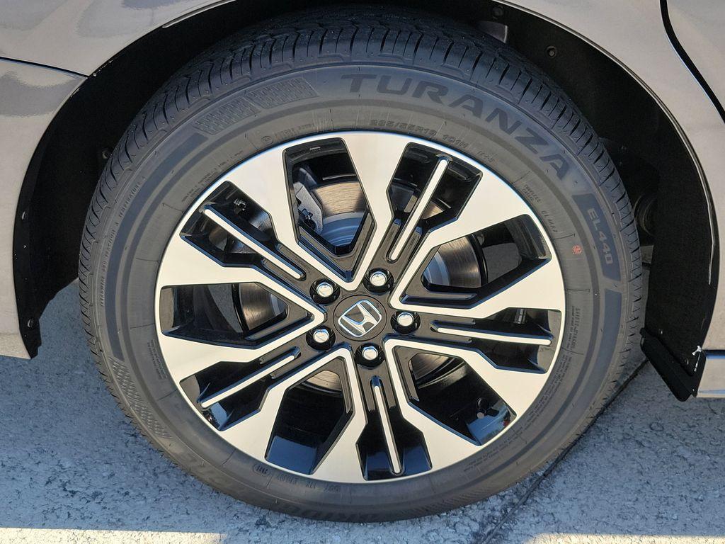 new 2026 Honda Odyssey car, priced at $54,335