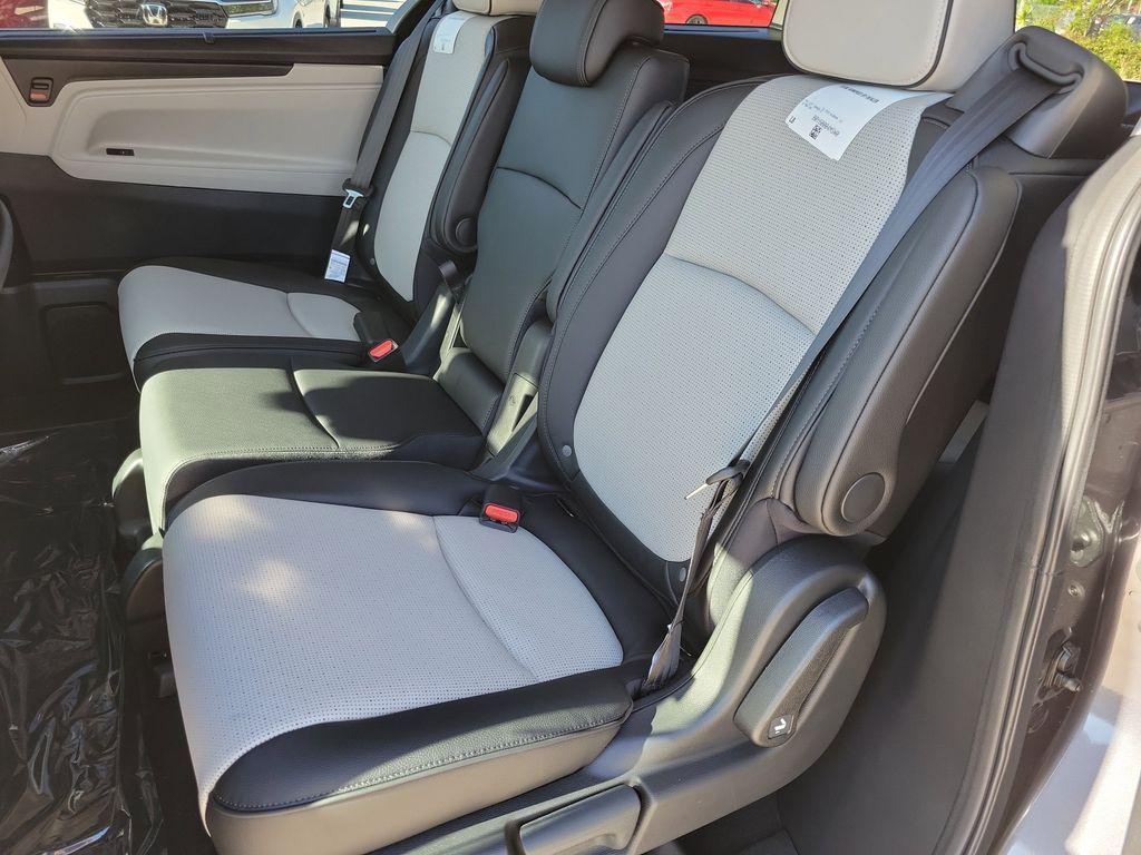 new 2026 Honda Odyssey car, priced at $54,335