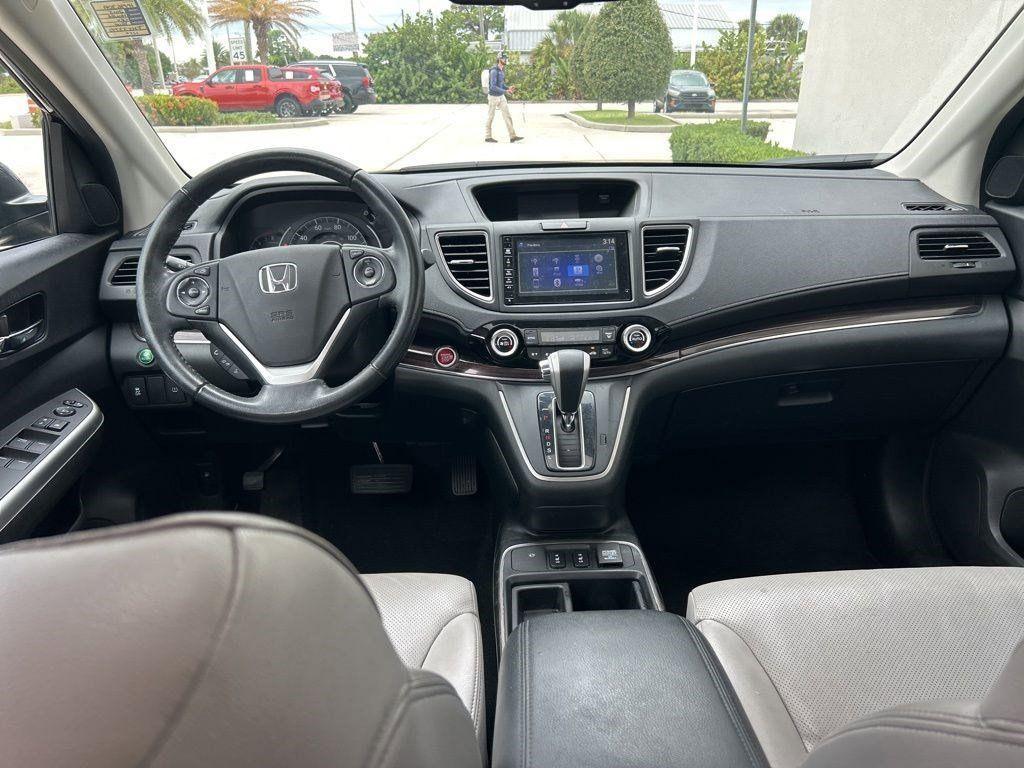 used 2015 Honda CR-V car, priced at $13,900