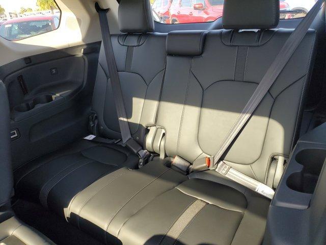 new 2025 Honda Pilot car, priced at $51,050