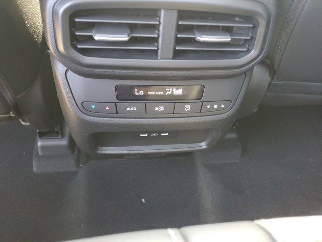 new 2025 Honda Pilot car, priced at $51,050