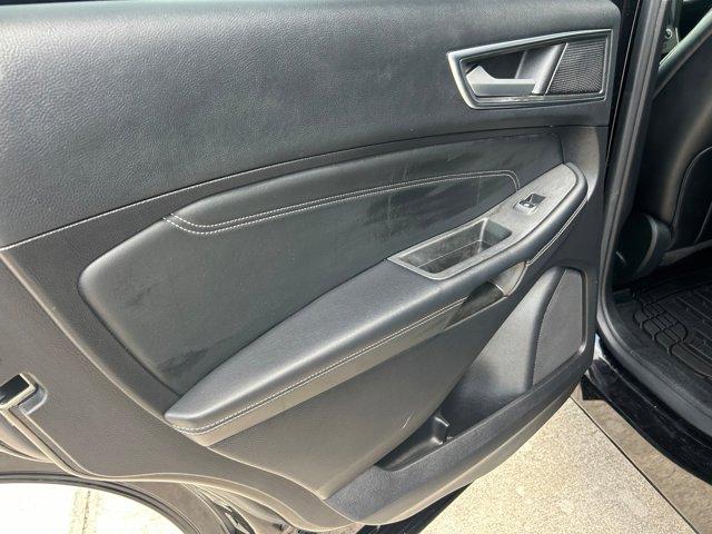 used 2022 Ford Edge car, priced at $22,900
