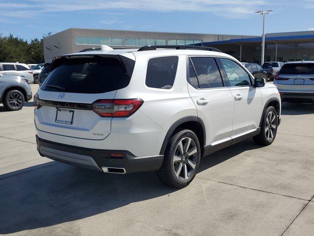 new 2025 Honda Pilot car, priced at $49,350