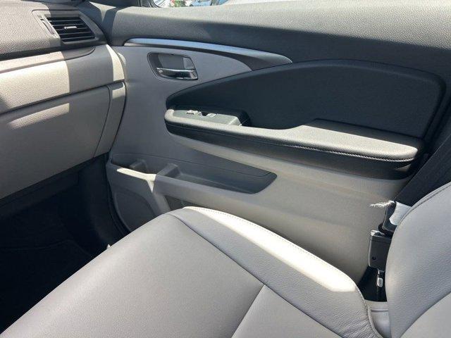 used 2022 Honda Pilot car, priced at $31,500