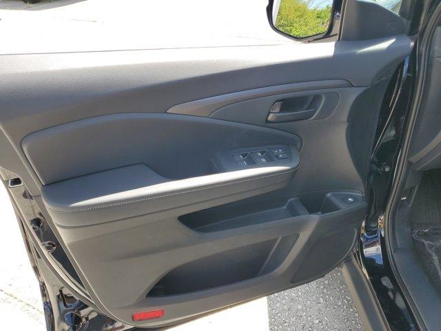 new 2025 Honda Ridgeline car, priced at $43,500