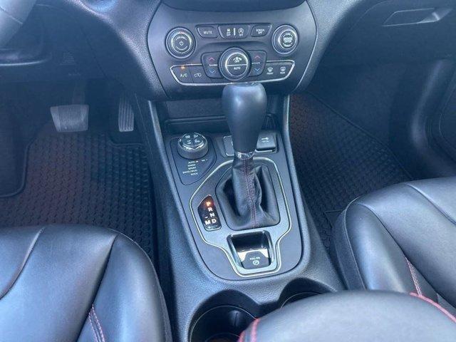 used 2022 Jeep Cherokee car, priced at $25,900