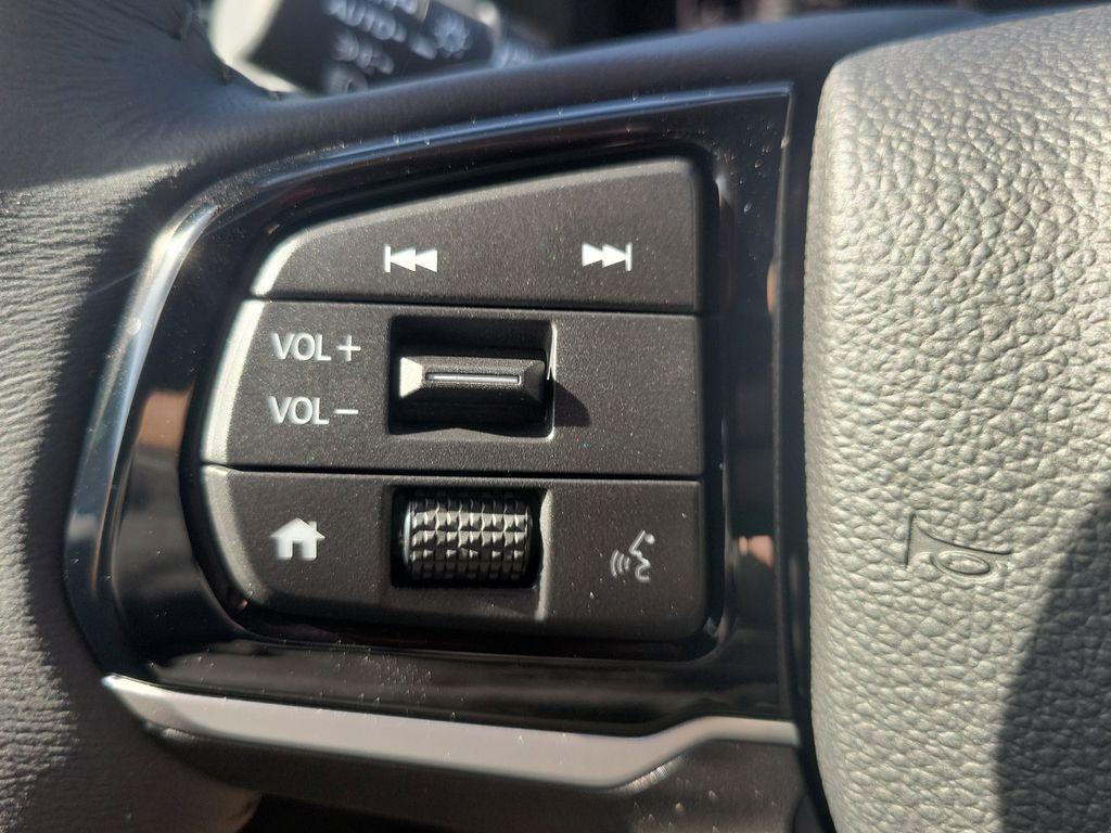 new 2026 Honda Odyssey car, priced at $46,140