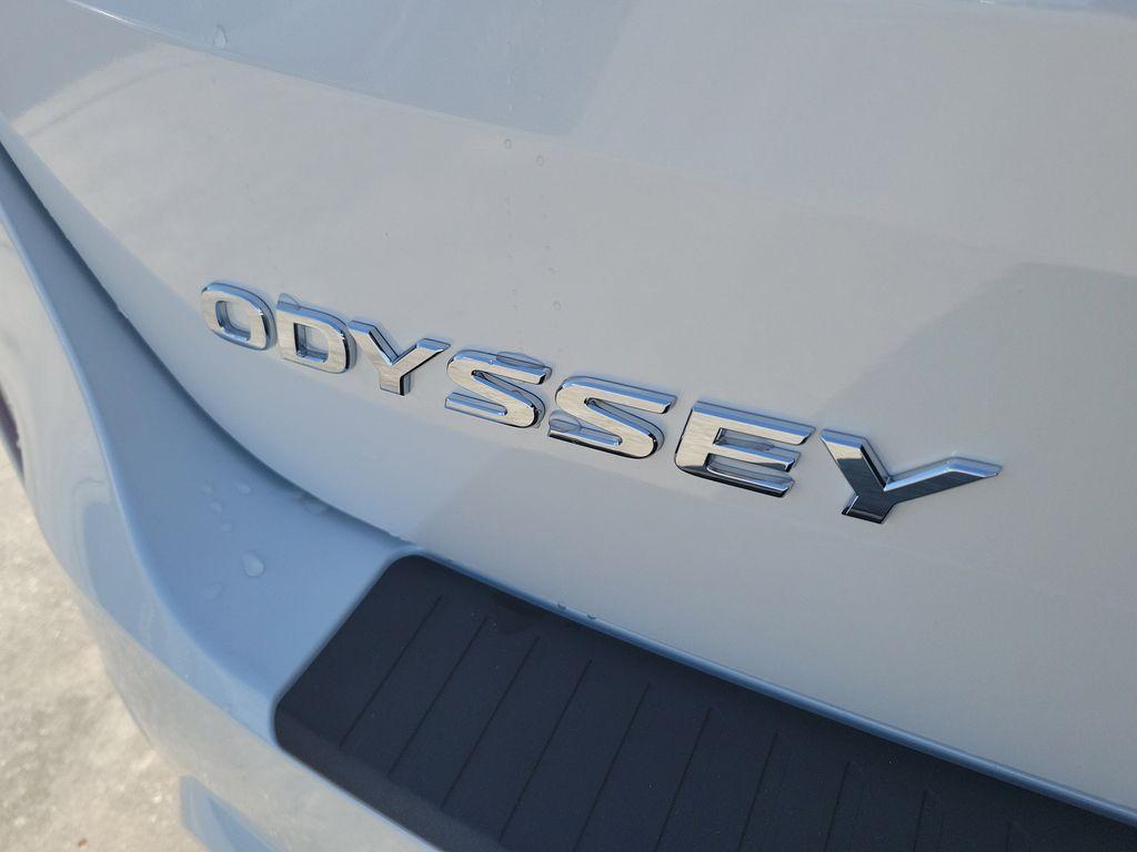 new 2026 Honda Odyssey car, priced at $46,140