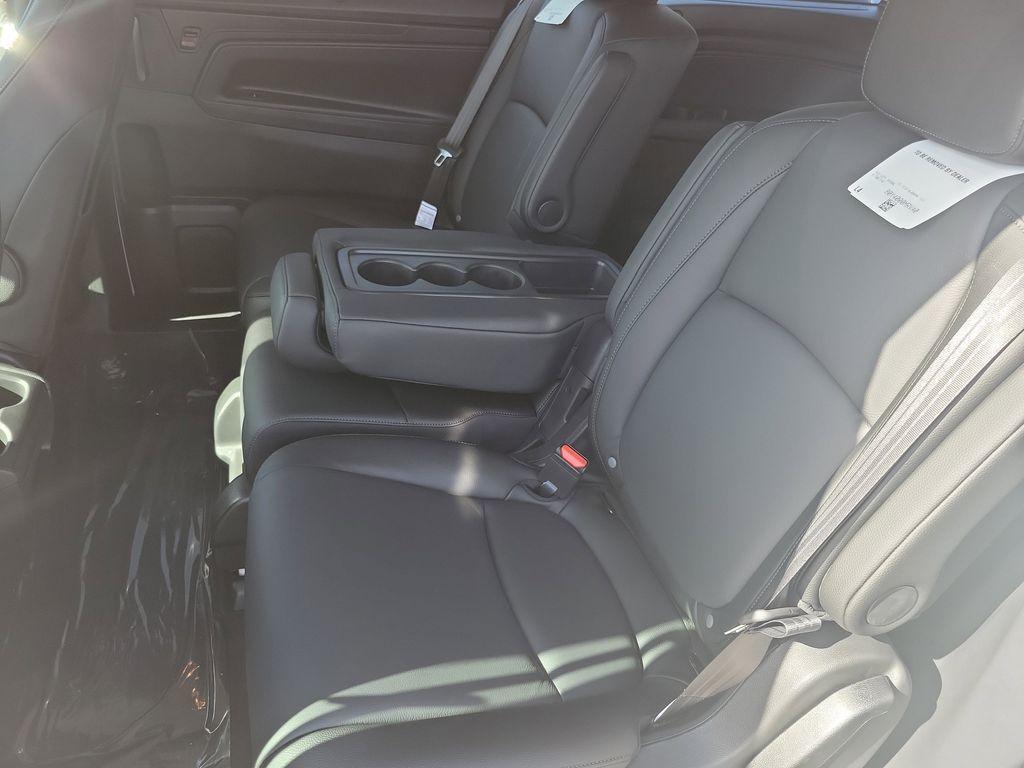 new 2026 Honda Odyssey car, priced at $46,140
