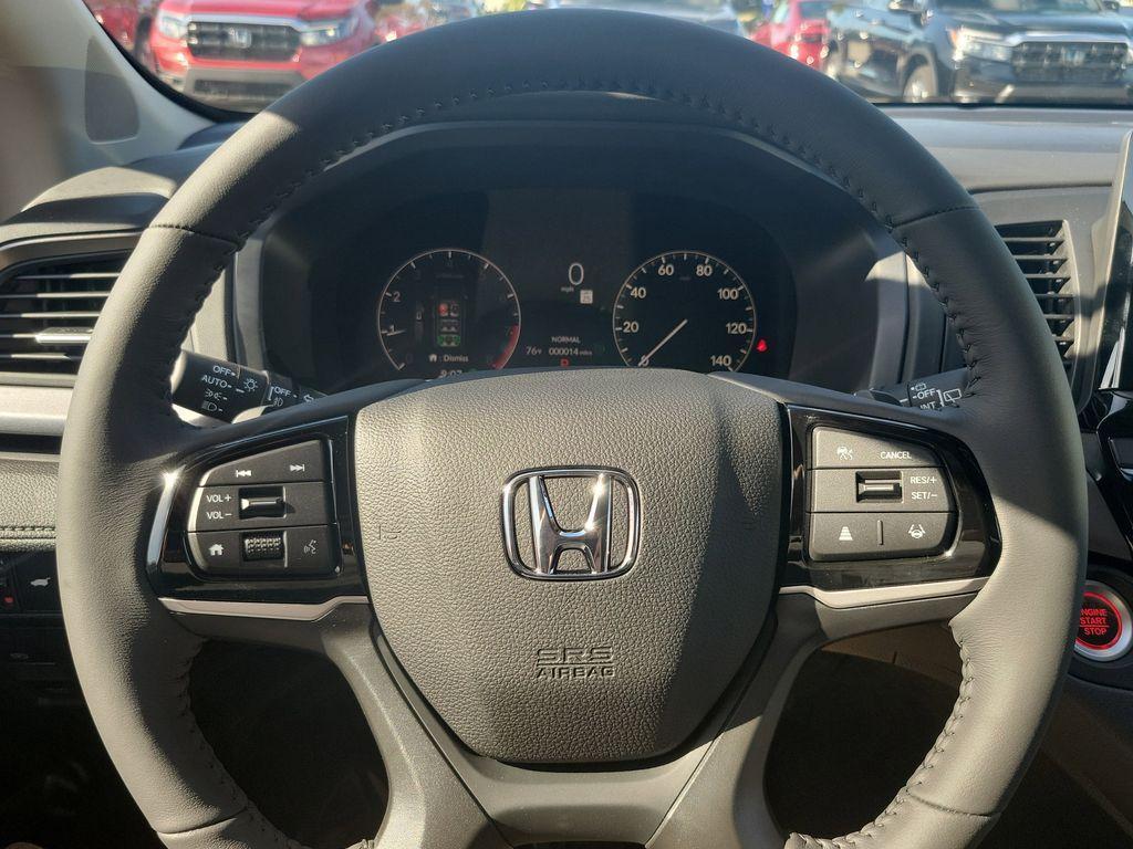 new 2026 Honda Odyssey car, priced at $46,140