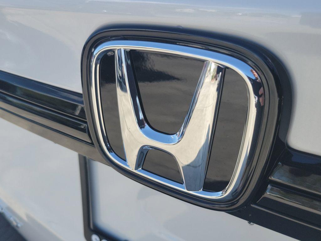 new 2026 Honda Odyssey car, priced at $46,140