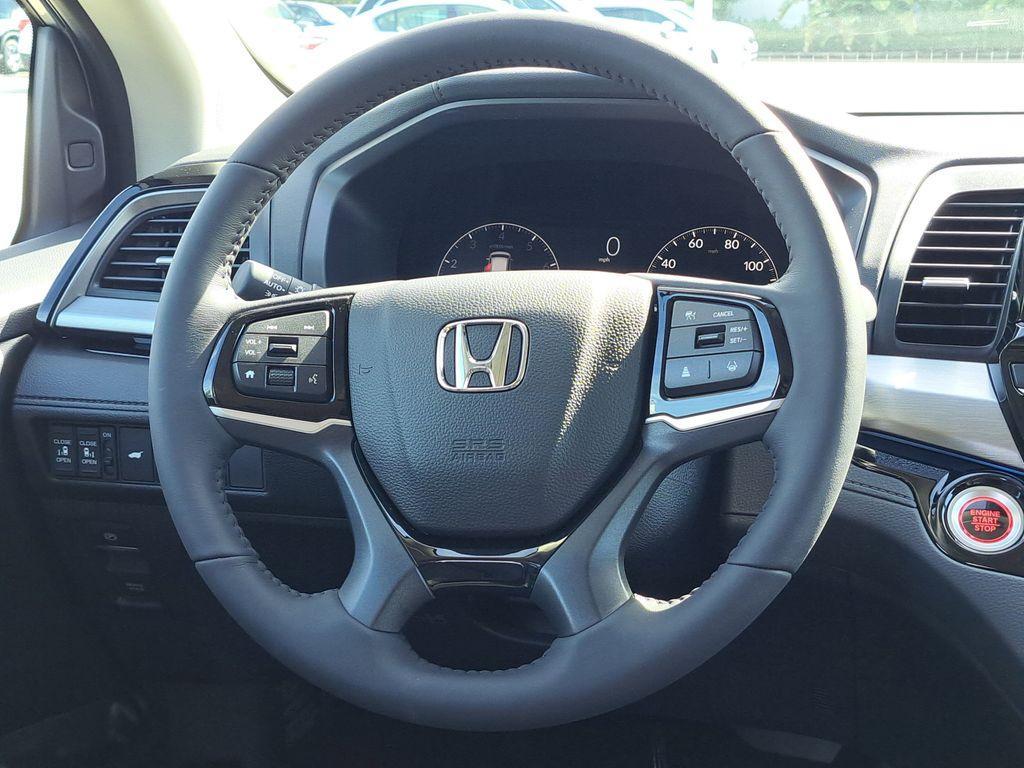 new 2026 Honda Odyssey car, priced at $48,990