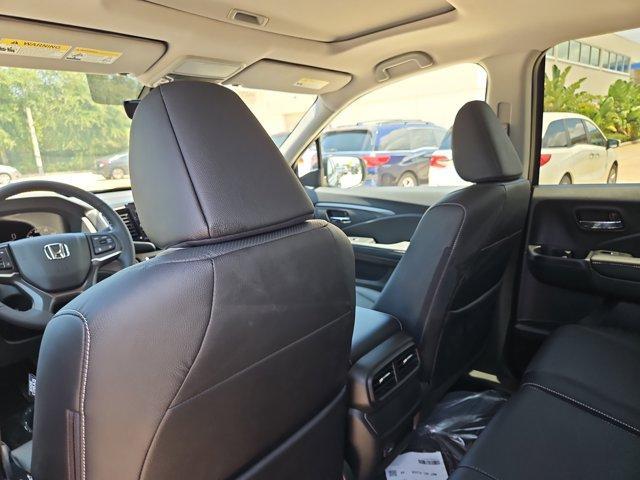 new 2025 Honda Ridgeline car, priced at $44,430