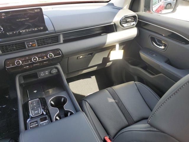 new 2025 Honda Pilot car, priced at $48,235