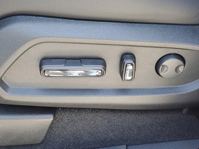 new 2025 Honda Pilot car, priced at $48,235