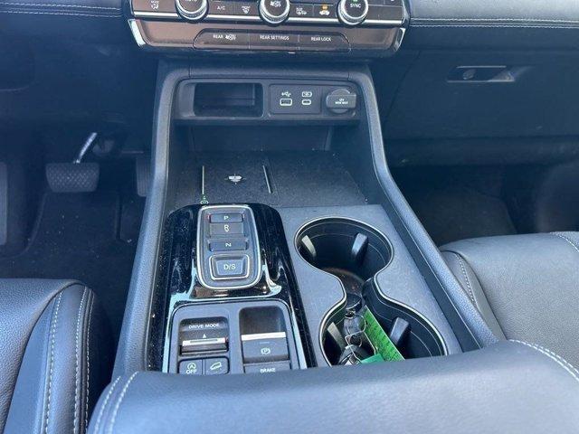 used 2025 Honda Pilot car, priced at $41,900