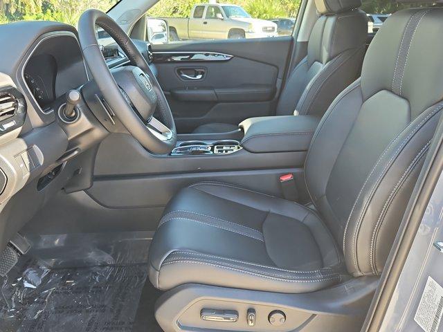 new 2025 Honda Pilot car, priced at $51,550