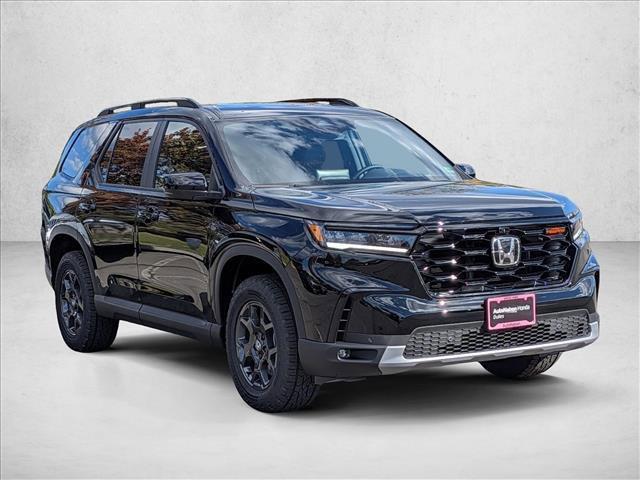 new 2025 Honda Pilot car, priced at $50,895