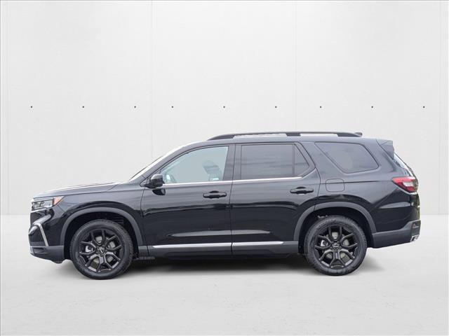 new 2025 Honda Pilot car, priced at $52,995