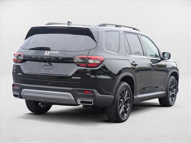 new 2025 Honda Pilot car, priced at $52,995