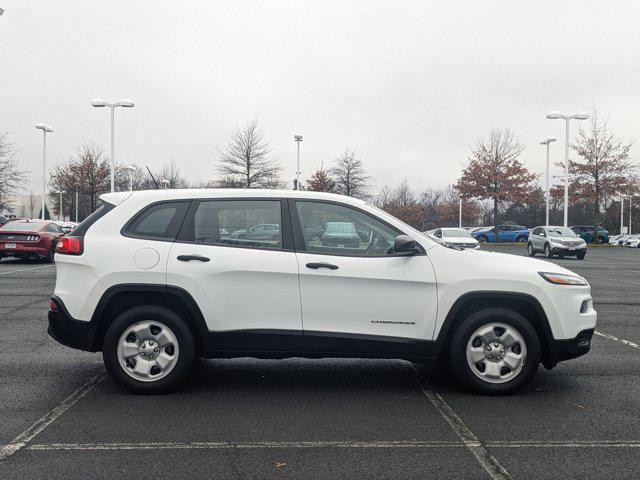 used 2016 Jeep Cherokee car, priced at $11,991