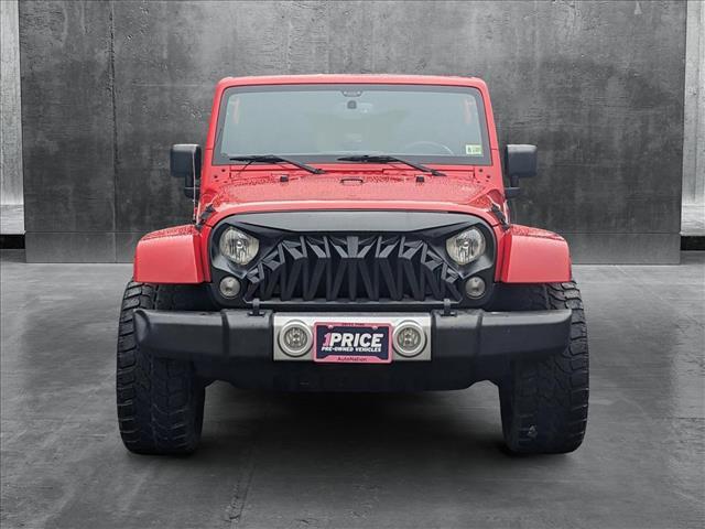 used 2015 Jeep Wrangler Unlimited car, priced at $18,495