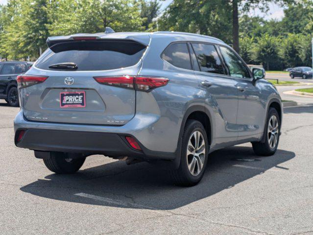 used 2020 Toyota Highlander car, priced at $34,000