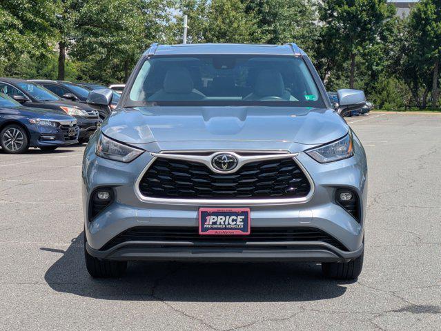 used 2020 Toyota Highlander car, priced at $34,000