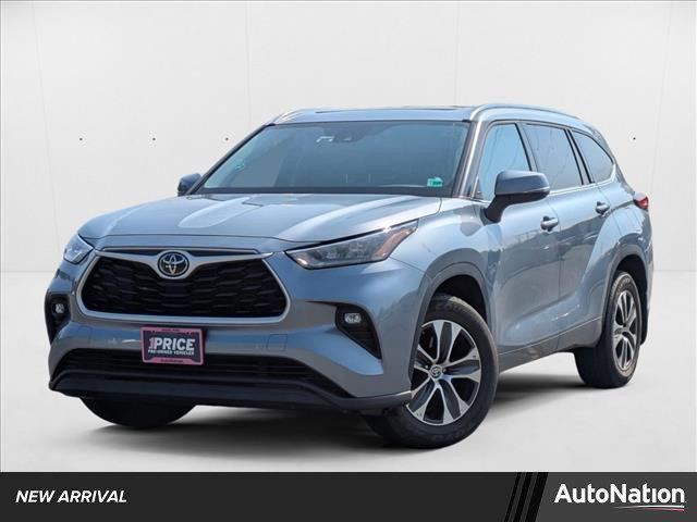 used 2020 Toyota Highlander car, priced at $34,000