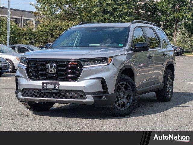 new 2025 Honda Pilot car, priced at $50,895