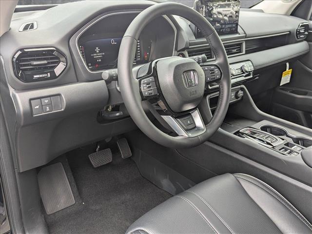 new 2025 Honda Pilot car, priced at $54,530