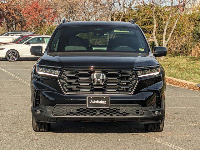 new 2025 Honda Pilot car, priced at $43,695