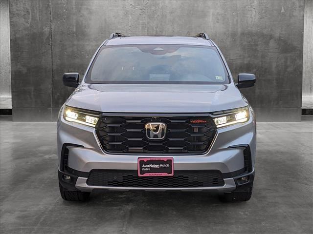 new 2025 Honda Pilot car, priced at $50,975