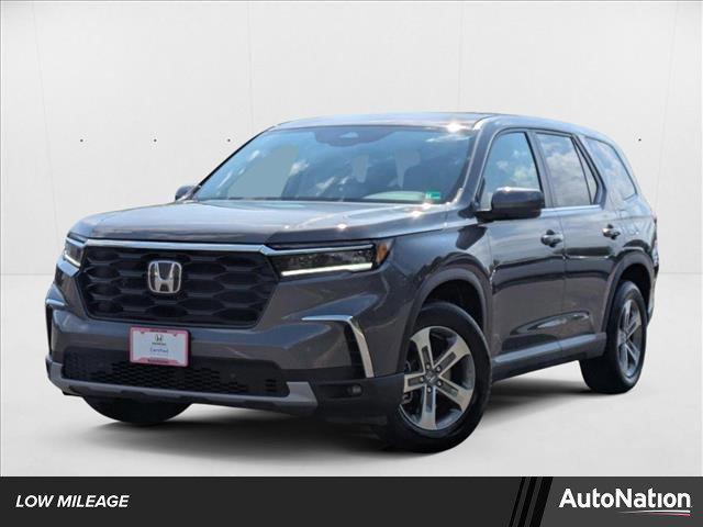 used 2025 Honda Pilot car, priced at $43,985