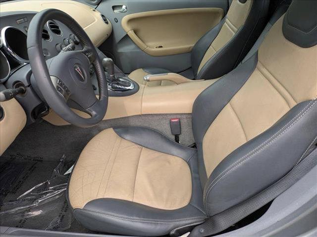 used 2007 Pontiac Solstice car, priced at $11,500