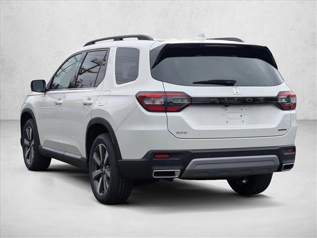 new 2025 Honda Pilot car, priced at $51,550