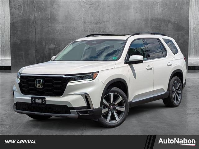 new 2025 Honda Pilot car, priced at $51,505