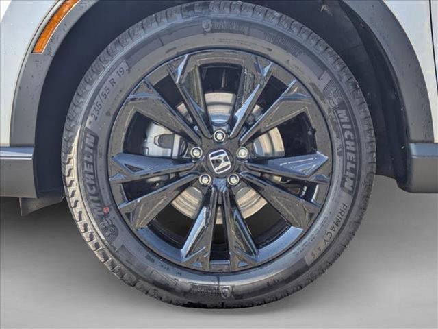 new 2026 Honda CR-V Hybrid car, priced at $43,700