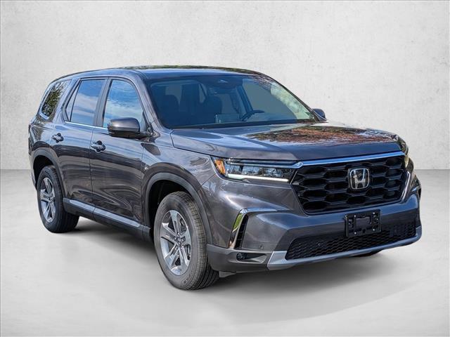 new 2025 Honda Pilot car, priced at $47,095