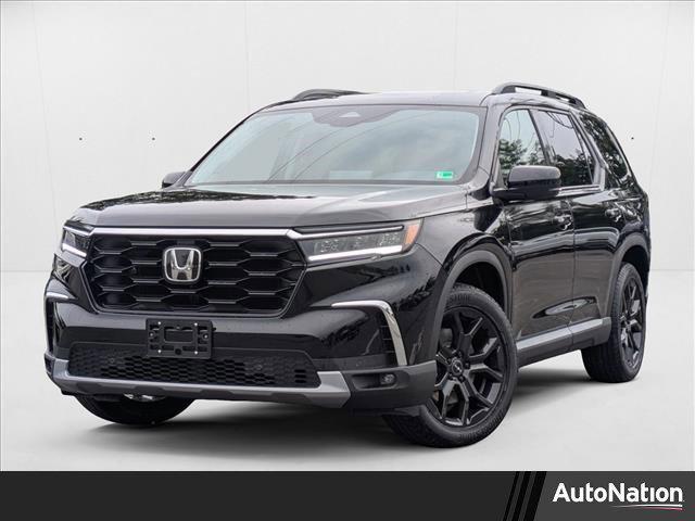 new 2025 Honda Pilot car, priced at $52,995
