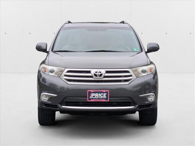 used 2013 Toyota Highlander car, priced at $18,990
